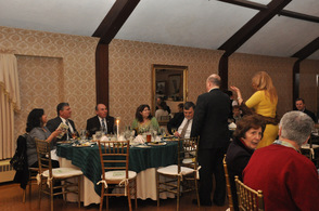 Guests enjoy dinner at the event.
