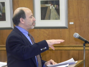 Former Montclair Mayor Jerry Fried giving a presentation on complete streets