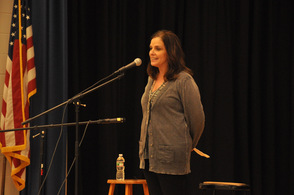 Mindy Kemper of Sparta Books, introduces Peter Yarrow.