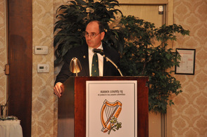 Glen Vetrano, 2007 Parade Grand Marshal, at the podium.