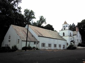 The Woodland, formally The Woman's Club of Maplewood
