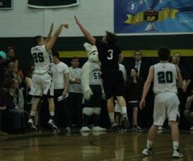 #25, Curtis Kyzima (junior)