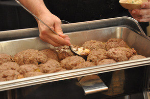 Meatballs filled with macaroni and cheese, for a hearty mix of meat and macaroni.