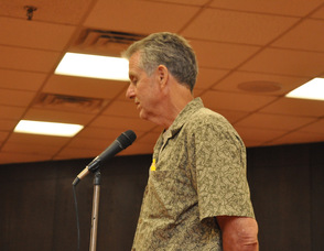Kent Hardmeyer of the town's shade tree commission speaks in favor of the tree bank ordinance.