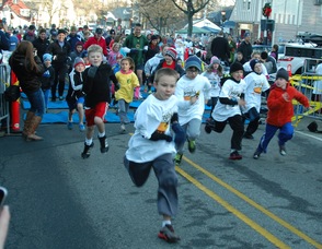 Fun Run Participants at the Turkey Trot.