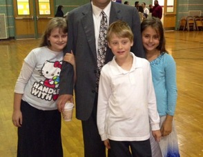 Edna, Adam, Benson and Naomi Kraemer