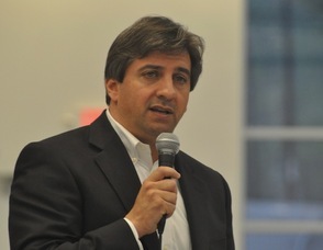 Mayor Robert Parisi