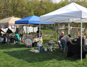 Some of the vendors lined up along the farm's property.