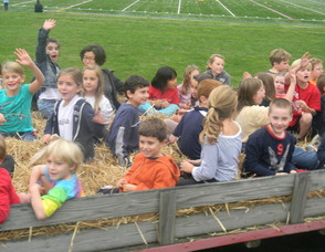 kids on the hay ride