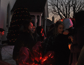 Mount Olive youth deliver balloons to be placed at the memorial.