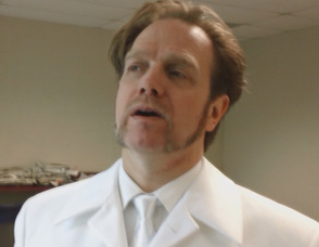 Brian Jamieson as Mark Twain