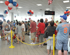Fans wait on line to meet Strawberry.