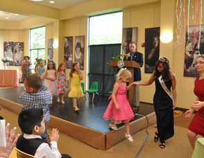 Little Miss Newton contestants.