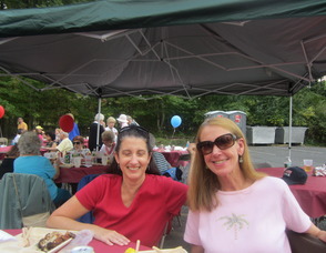 Bonnie Vinciquerra and Jeanette Perlzak