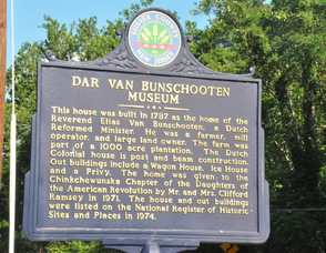 Information about the DAR Museum in Wantage.