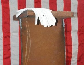 WTC artifact memorial to Ian Thompson