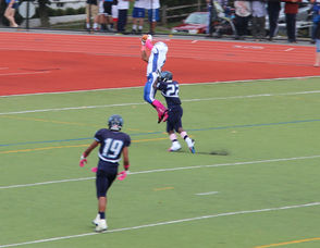 #80 Sterling Baker on a 12 yard reception
