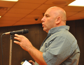 Anwar Qarmout discusses the Disruptive Tenant Ordinance.
