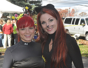 Friends Janel Morrisey, and Kasandra Garcia.
