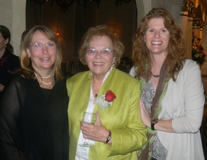 Rose Mary Murphy with family members