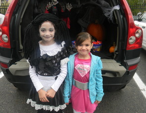 Alexa and Ashley Miranda