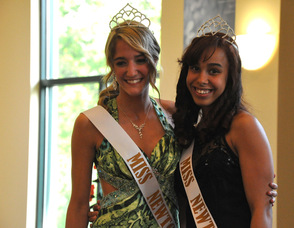 Miss Newton 2012, Ashley Iliff, with Miss Newton 2011, Kayla Sibblies.