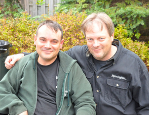 Scott Harris (left) with brother, Paul.