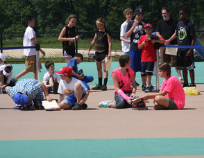 "Pink Ladies Bug" team on the track.