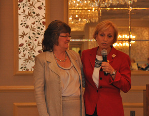 Lieutenant Governor Kim Guadagno with Sussex County Republican Committee Chairwoman Ailish Hambel.