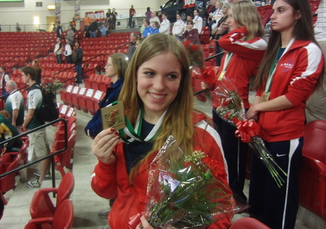 Top_story_7b13d5c90bf7ef0632bc_sarah_medal_web