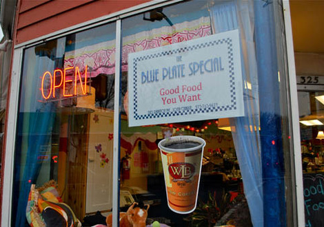 Top_story_99a448f5f24483d8d899_blue_plate_window