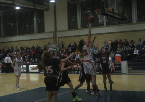 Top_story_f4a464df43e65e65a96f_gl_summit_basketball_005