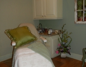Skin Deep Salon and Spa:  Where Giving Back to the Community is a Way of Life Photo