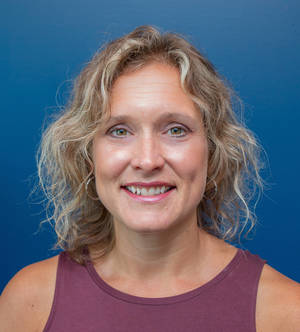 Carousel_image_f0923816ea9c8cb1a0b0_liza_headshot_