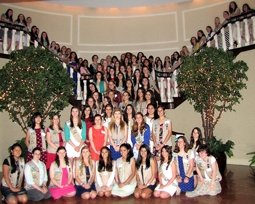 833633833377e5bf743a_goldaward_photo02.jpg