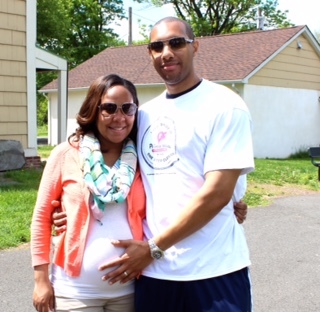 085fec7bac854de0fd3e_terry_hopkins_team-pregnant_daughter.jpg