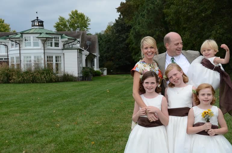 49dda798d270e2d70e35_Bob_Miller_and_family.jpg