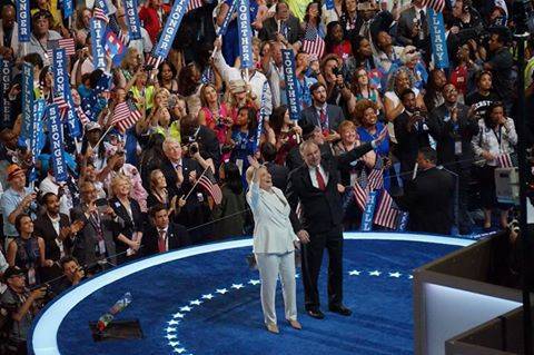 482cd0bf143fcc30ae6e_DNC.hillary.jpg