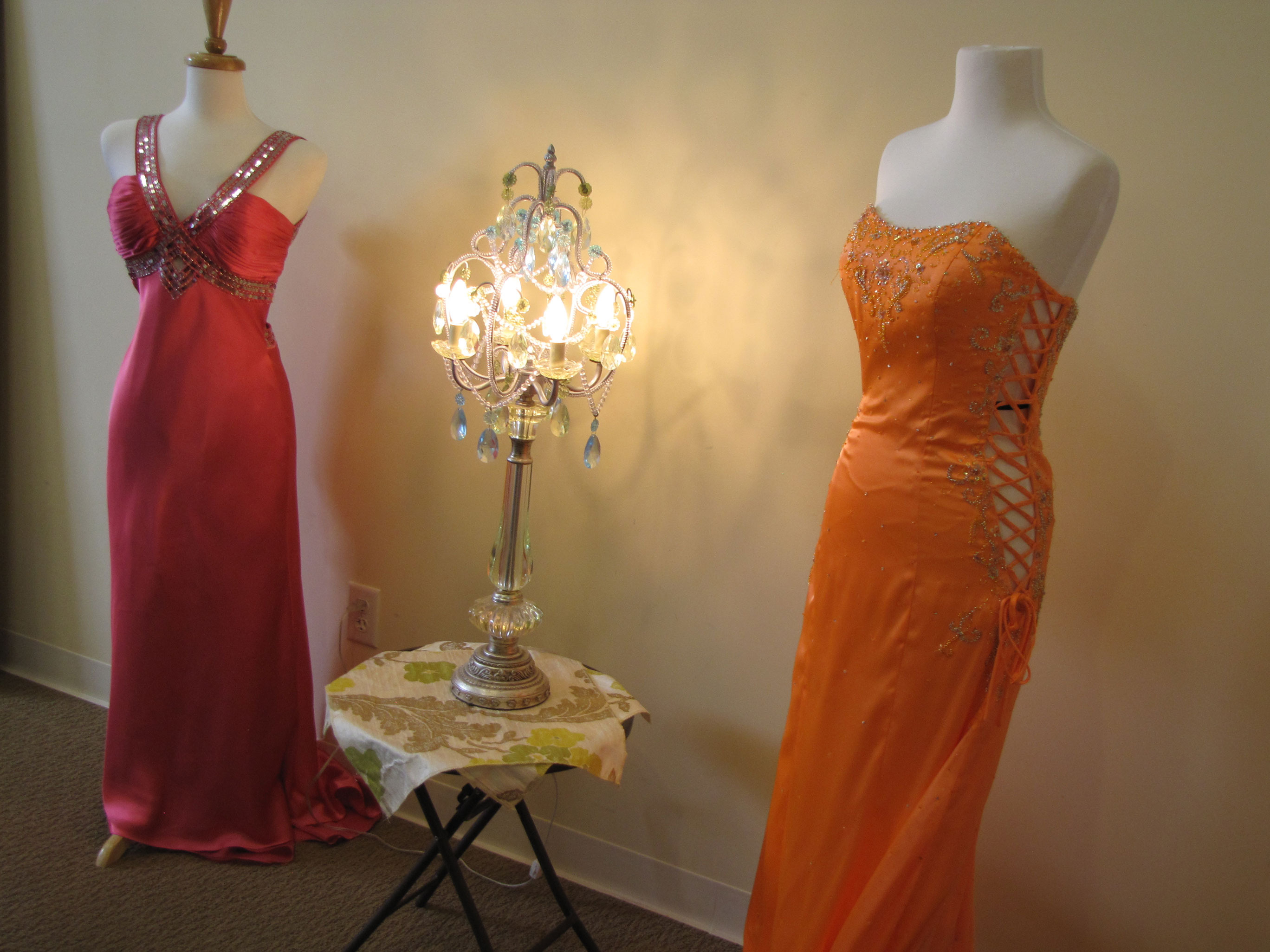 054e35f6a05f9552ff52_Prom-Shop-Dresses.jpg