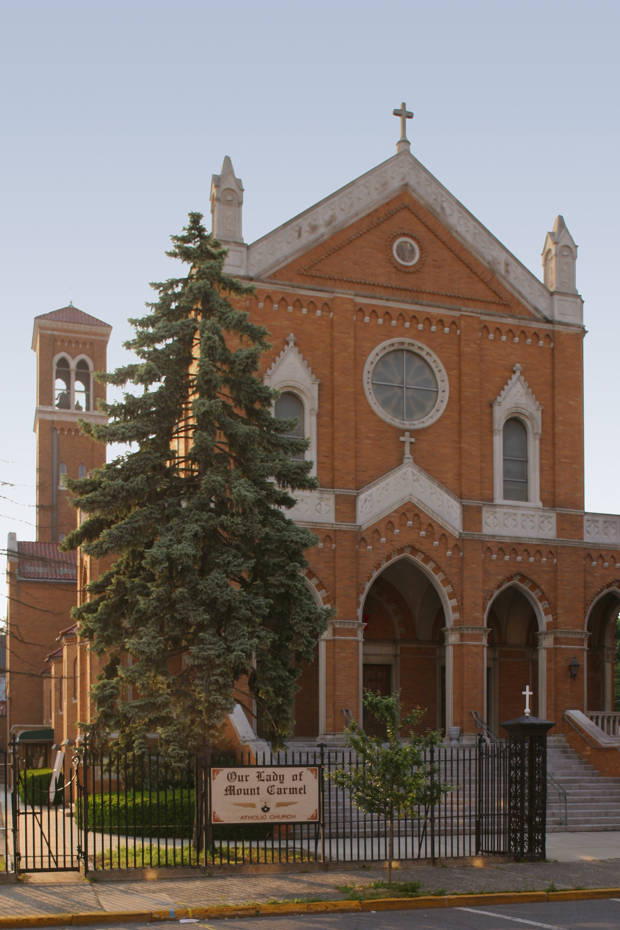 857c5744948fb231e5af_mt.carmel5.jpg
