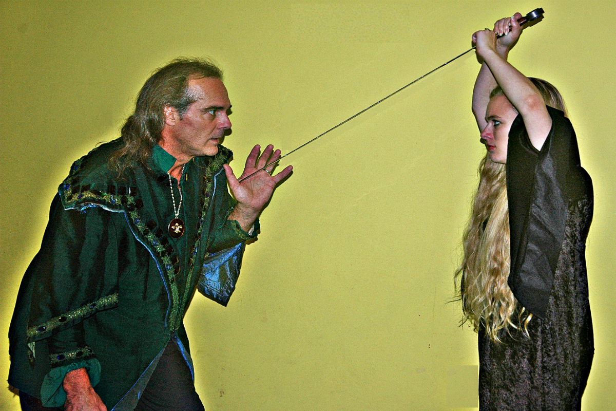0b3d897e31568450c15d_richard-and-anne.jpg