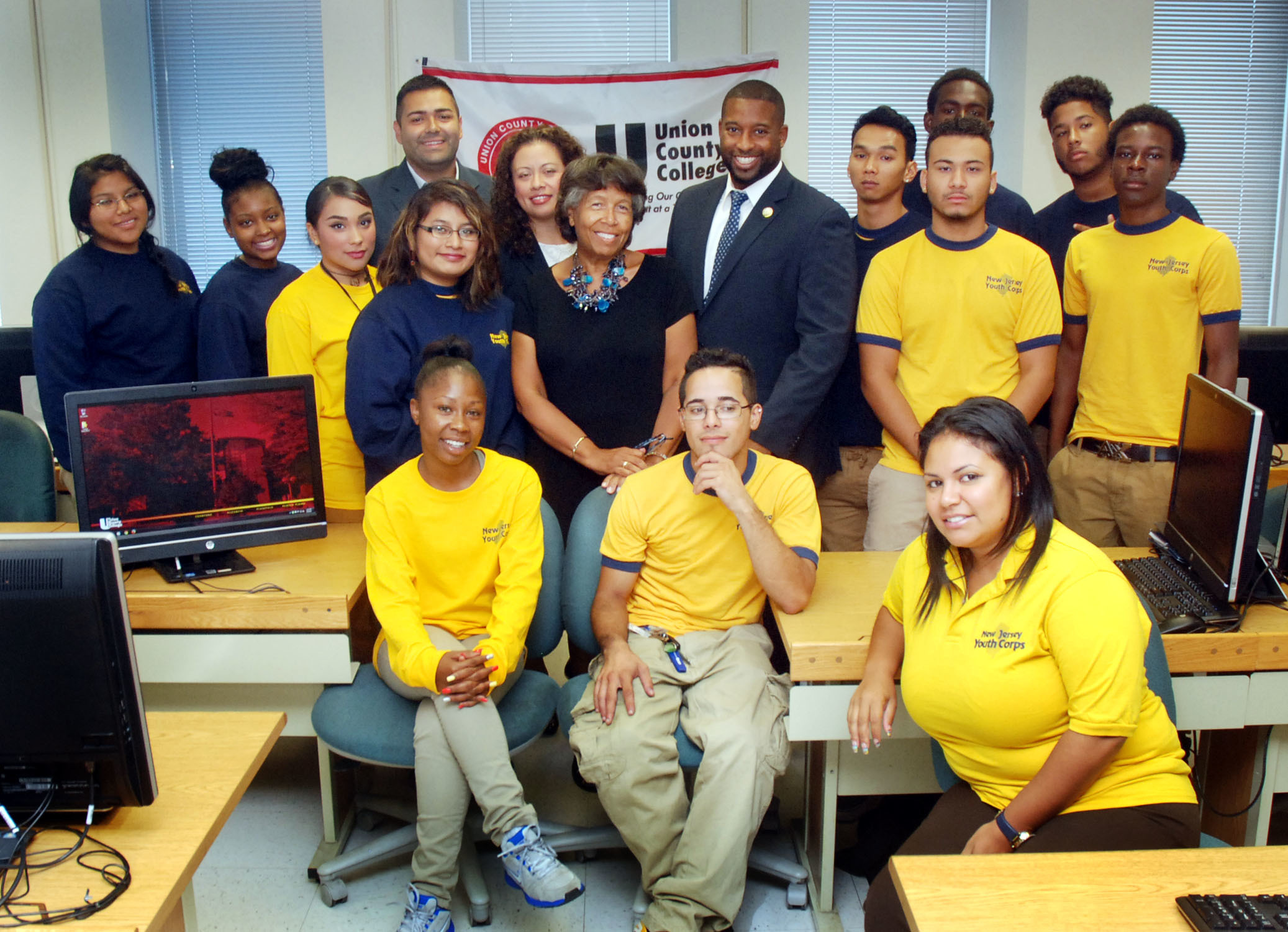 a912d1cc7ff2e650782a_cd50b387619a022690cc_College_Readiness_Now_1.jpg