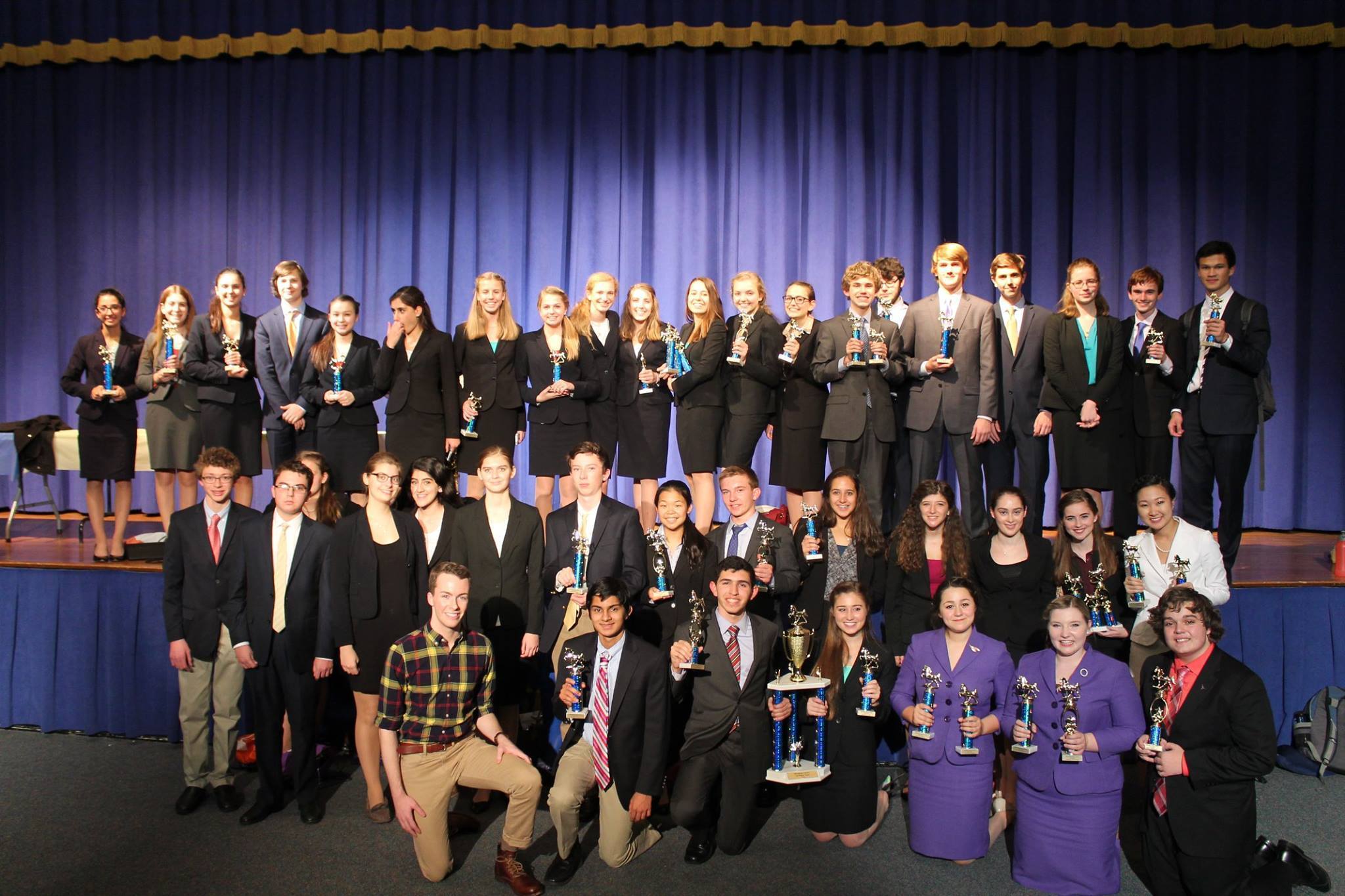 f212807ac01206d86ed7_MANVILLE_AWARDS_PHOTO.jpg