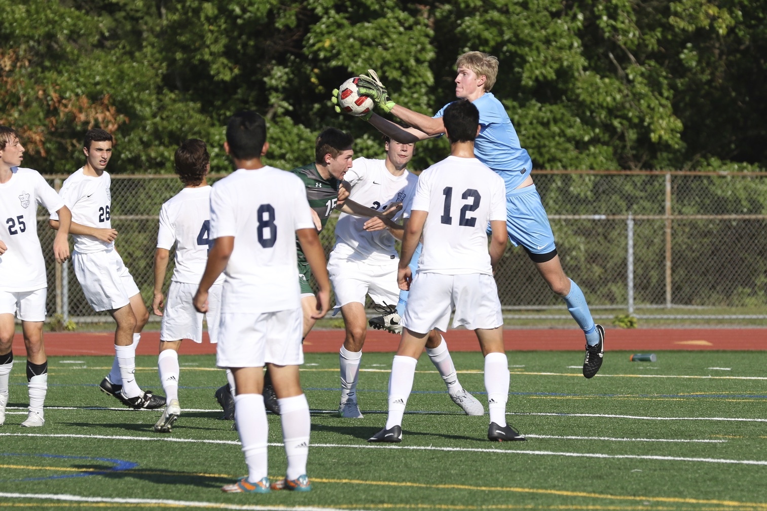 f7dff5323ee418191a15_ec831698c297590987ef_2-BSoccer-2_54794.jpg