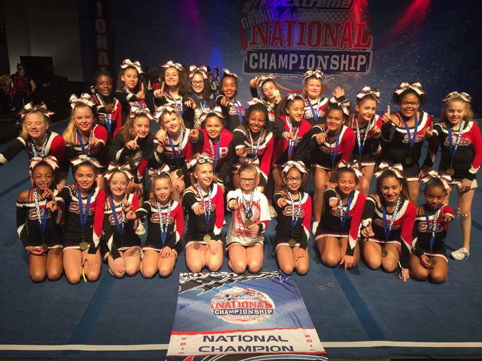 60459f955dd04a3a904e_Cheerleaders_042016.jpg