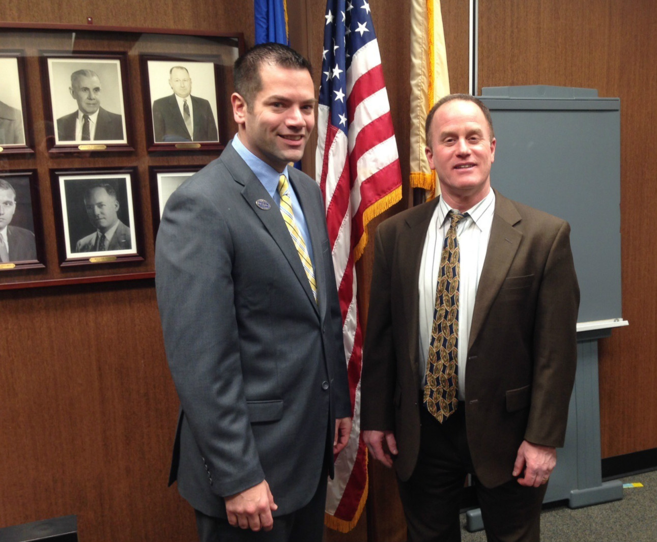 7309ee6a2b60b7ed65de_Jerry_Giaimis_and_Councilman_Mickey_Marcus.jpg