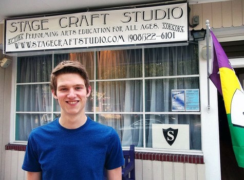 c340378a0d633b5d6789_Alex_Karakis_stage_craft_studio_outside.jpg