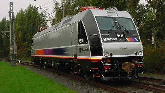 405ff0eccdfa0ccf05e9_NJT_dual-powered_locomotive.jpg