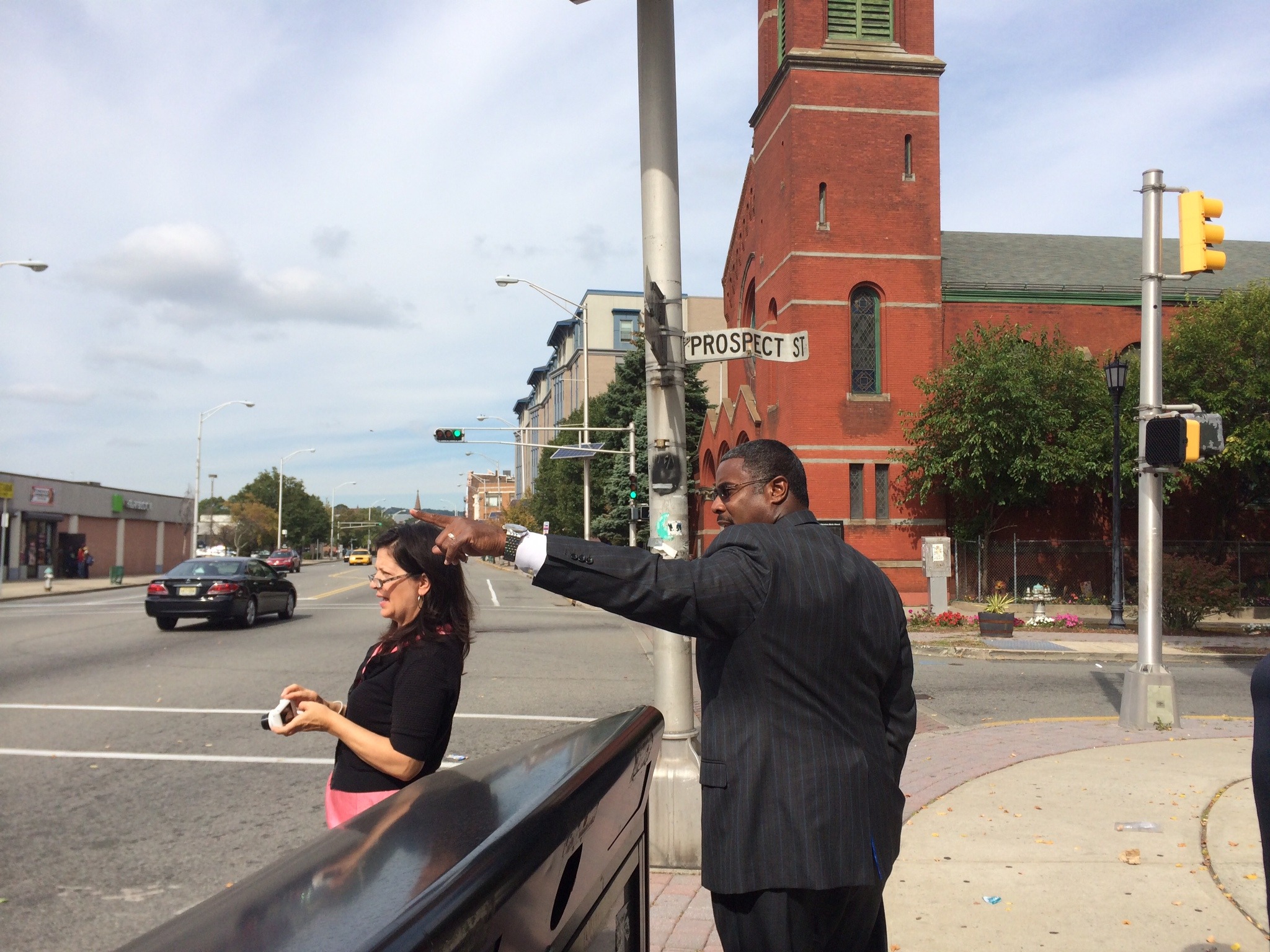 cebfa011cba0e141fd9d_MayorTaylor_SiteVisit.jpg