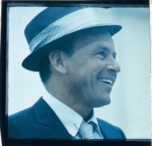 aac958be29a2bc40e71e_frank.sinatra.jpg